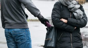 موثرترین راهکارها برای جلوگیری از سرقت کیف